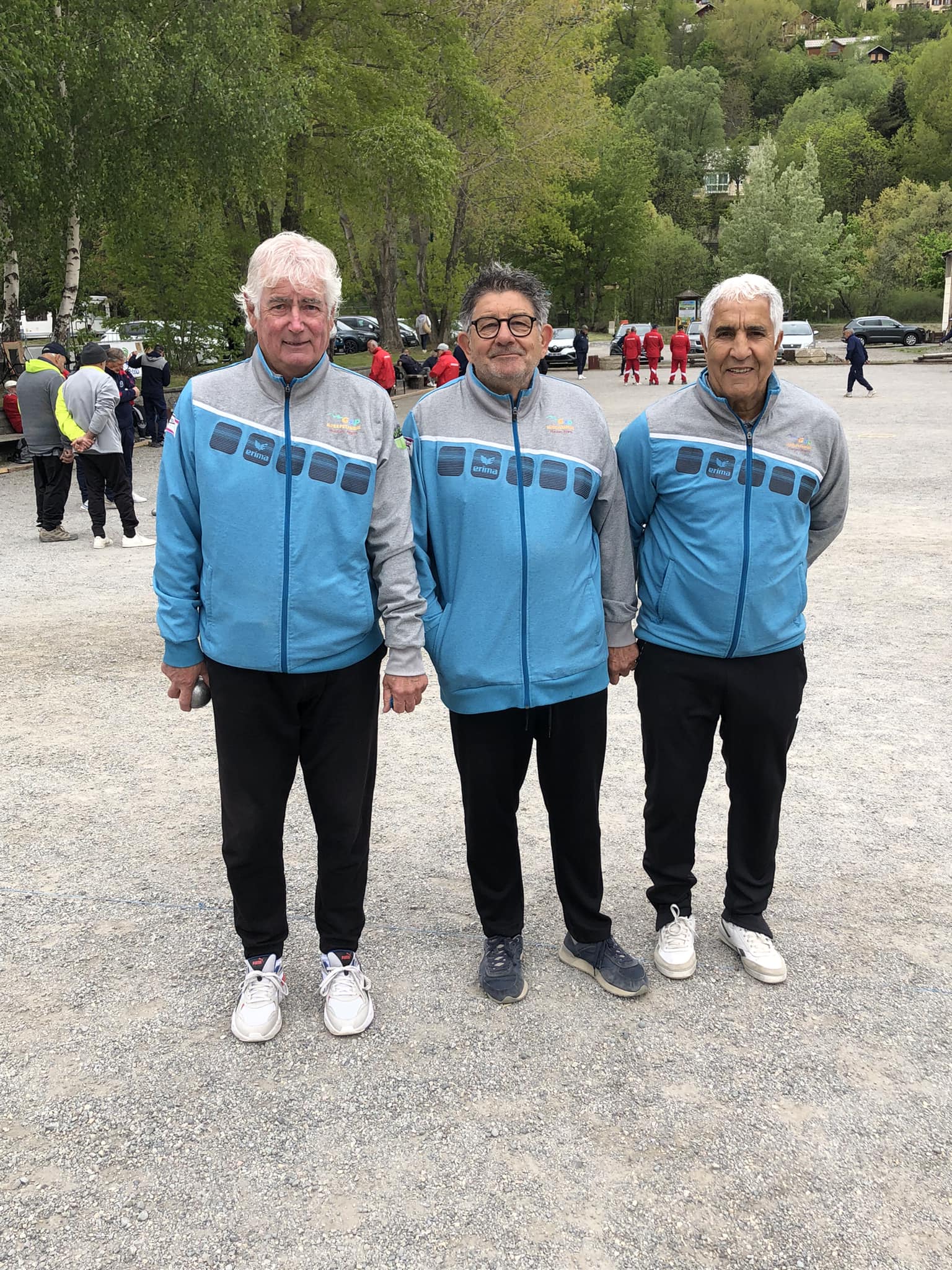 UNE EQUIPE FORT SYMPATHIQUE : Jacques, Pascal et Bachir