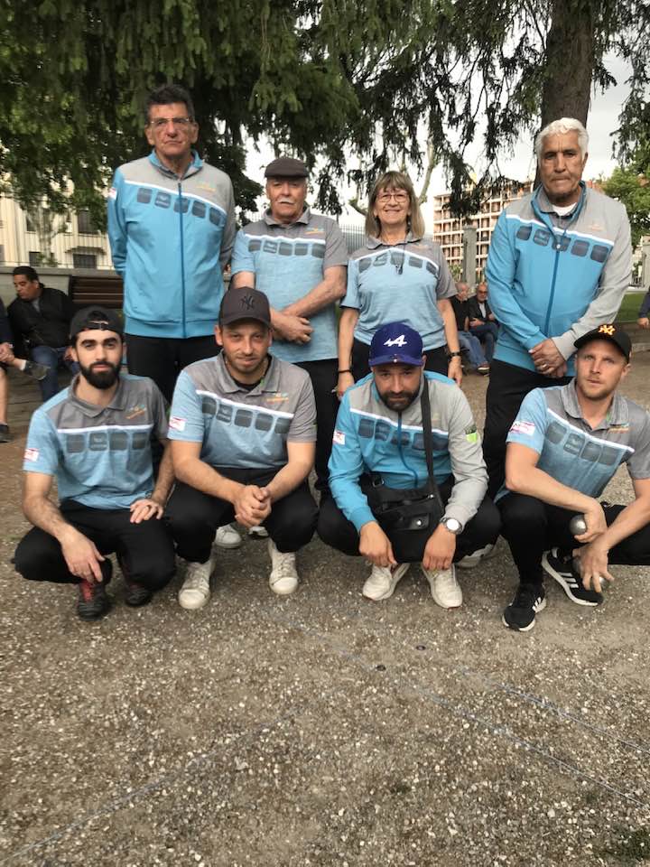 L'équipe du GAP ALPES PETANQUE qui s'est inclinée sur le dernier triplette ..