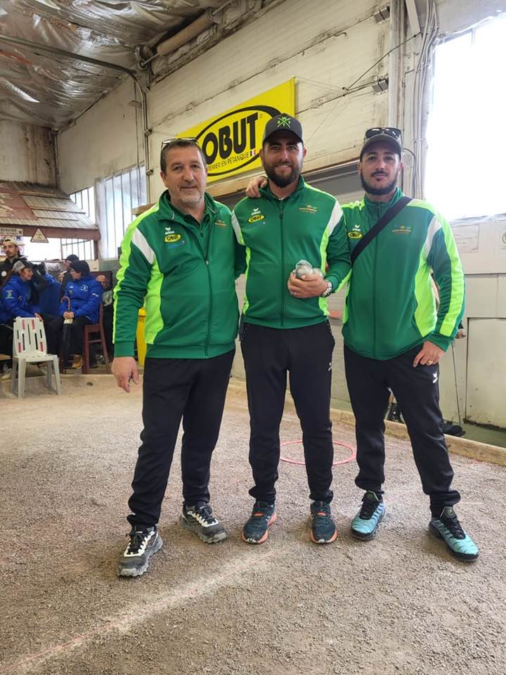 CHAMPIONNAT DE FRANCE PETANQUE TRIPLETTE SENIORS : NOUS Y VOILA ..