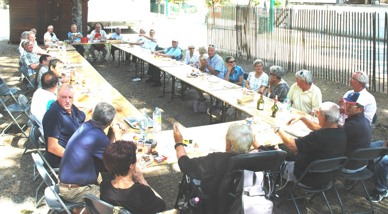 à midi sous les arbres... à midi sous les arbres...