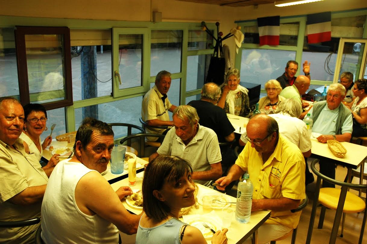 le soir, au local