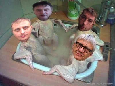 4 RECRUES DANS LE GRAND BAIN 4 RECRUES DANS LE GRAND BAIN