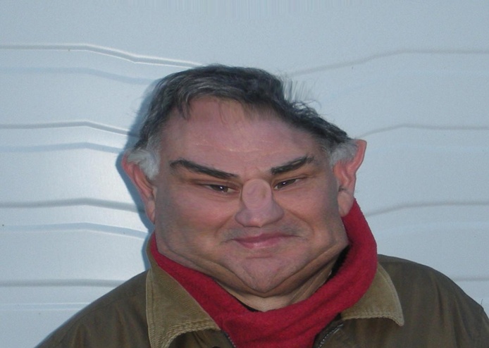 LE CROMAGNON PETANQUEUR LE CROMAGNON PETANQUEUR