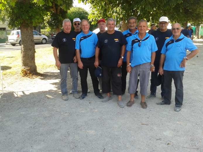 9ème journée Championnat Vétérans à Bois d'Yèvre 9ème journée Championnat Vétérans à Bois d'Yèvre