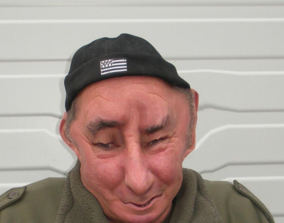 LE CROMAGNON PETANQUEUR LE CROMAGNON PETANQUEUR