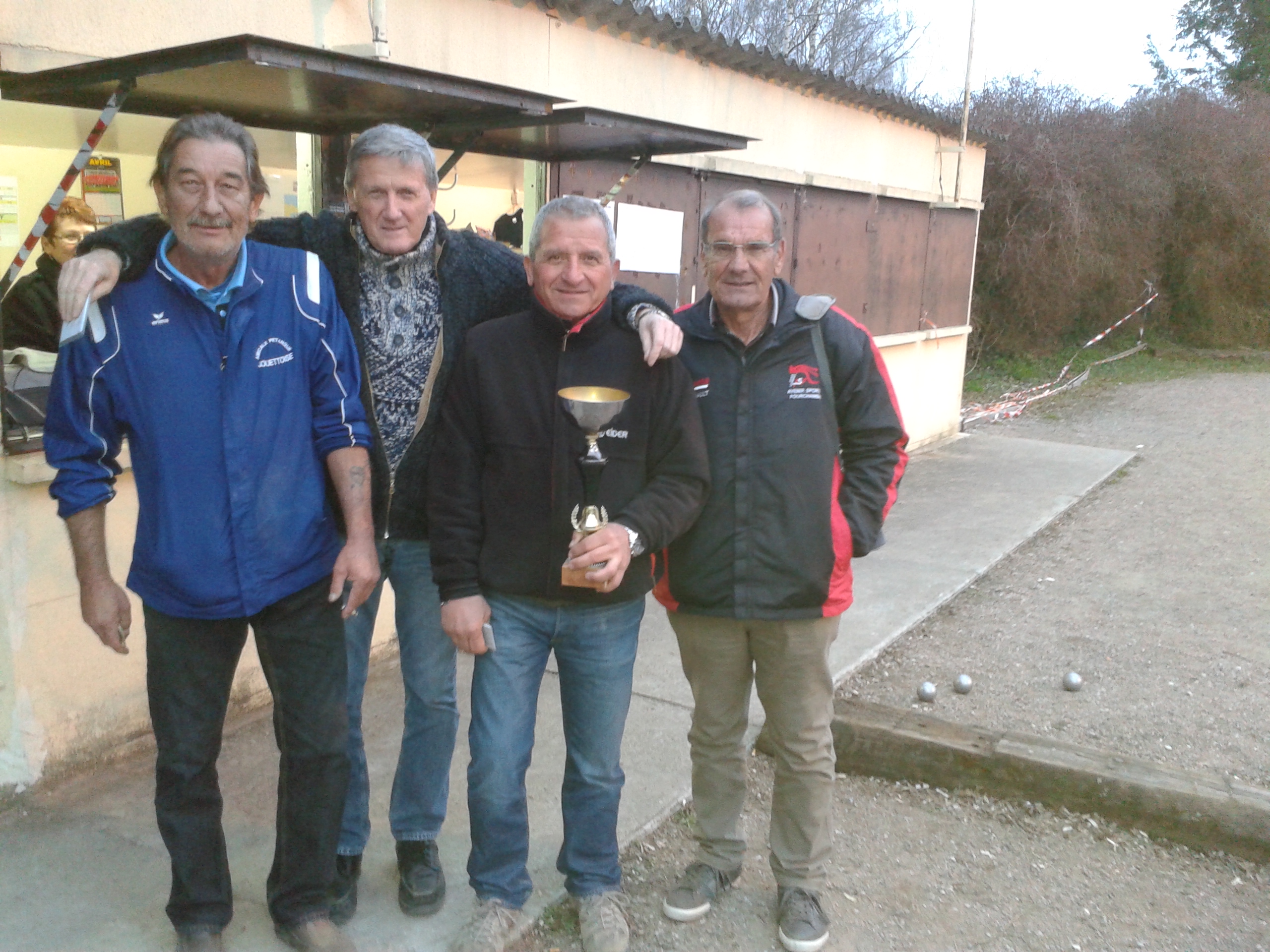 CONCOURS VETERANS LA GUERCHE CONCOURS VETERANS LA GUERCHE