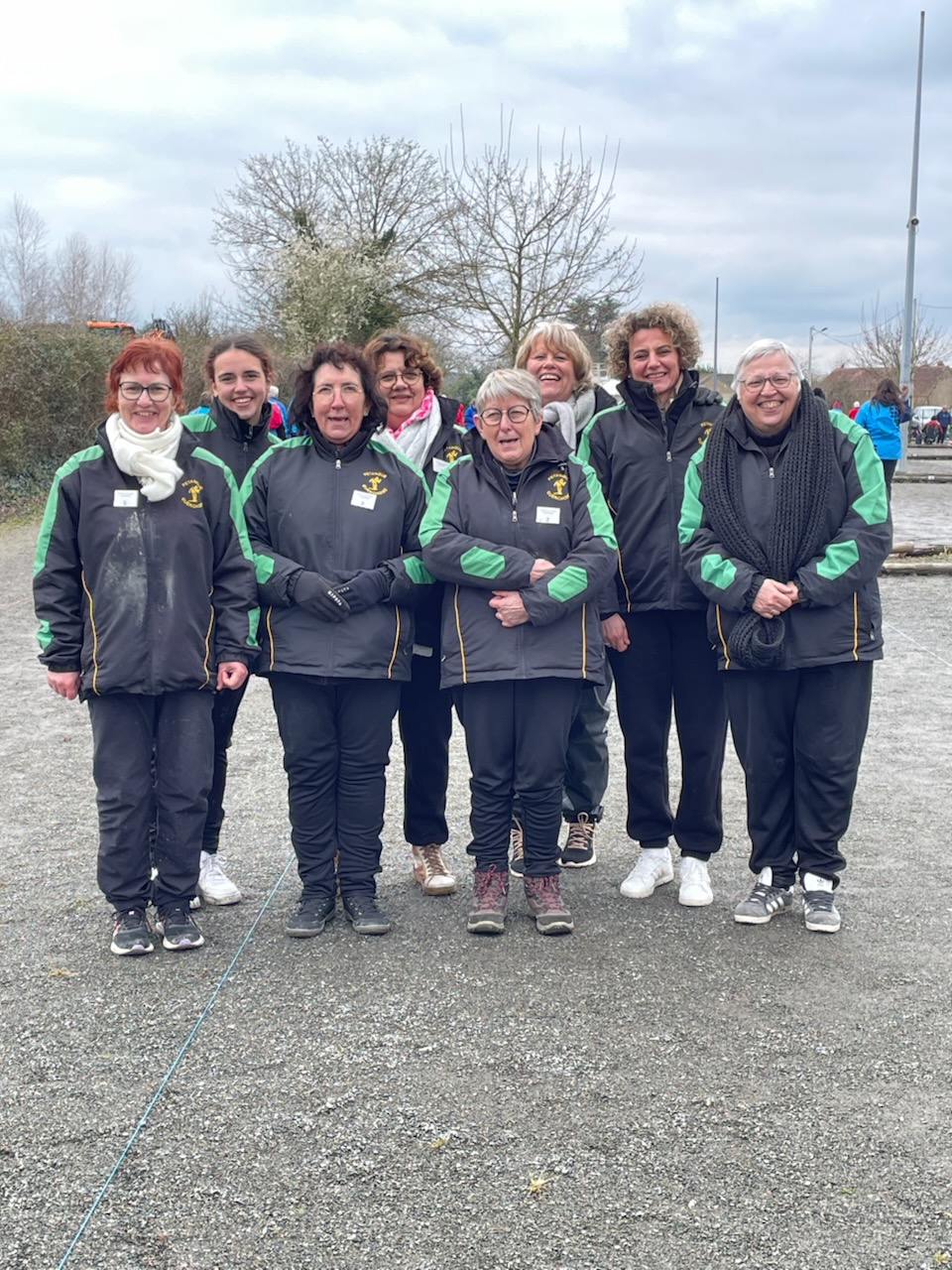 EQUIPE FEMININE D2 GrB EQUIPE FEMININE D2 GrB