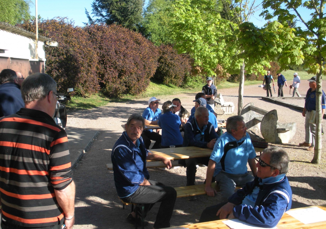 Les Jouettois au repos Les Jouettois au repos