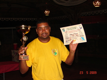 CHAMPIONNATS DE LIGUE ANTILLES-GUYANE DU 21/05/09 Au 23/05/09 - LA FAMILLE CHAMPIONNATS DE LIGUE ANTILLES-GUYANE DU 21/05/09 Au 23/05/09 - LA FAMILLE