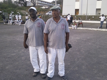 Champions de la GUADELOUPE 2012 en Vétérans. de GàD, GENEUS Joseph et LAUGIER Michel du BOULING CLUB du BAILLIF.