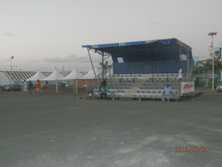 et au nouveau terrain, fraîchement préparé pour les XXXI -ièmes CHAMPIONNATS de Ligue ANTILLES -GUYANE de Pétanque. et au nouveau terrain, fraîchement préparé pour les XXXI -ièmes CHAMPIONNATS de Ligue ANTILLES -GUYANE de Pétanque.