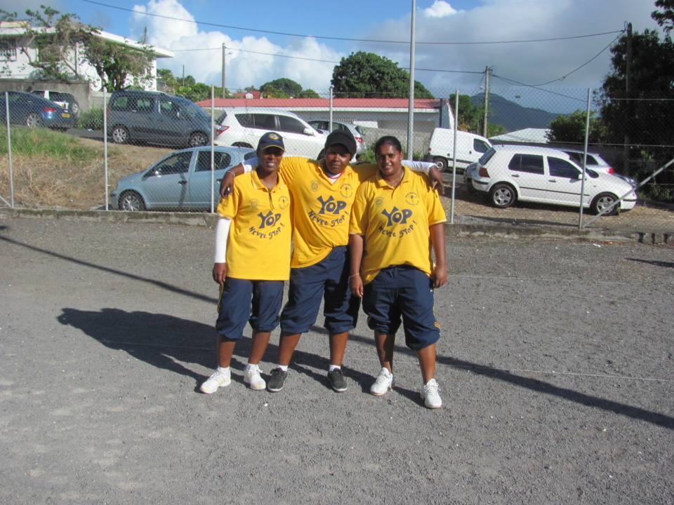 La triplette Championne 2013 avec de GàD:BELINY Véronique,PARNY Sandrine et SOUKROUT-RAMLALL Saïda La triplette Championne 2013 avec de GàD:BELINY Véronique,PARNY Sandrine et SOUKROUT-RAMLALL Saïda