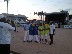 Les jeunes de la MARTINIQUE TRIESTE Josué et JOQUET Samuel en bleu Vice-Champions A-G à côté des vainqueurs Djannick et Trémalmaieck