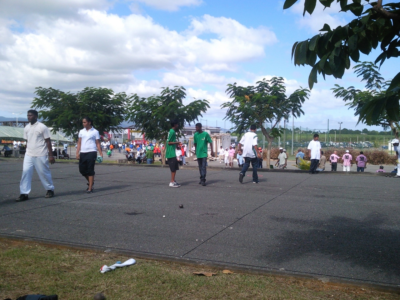 les jeunes à CONVENANCE.jpg les jeunes à CONVENANCE.jpg