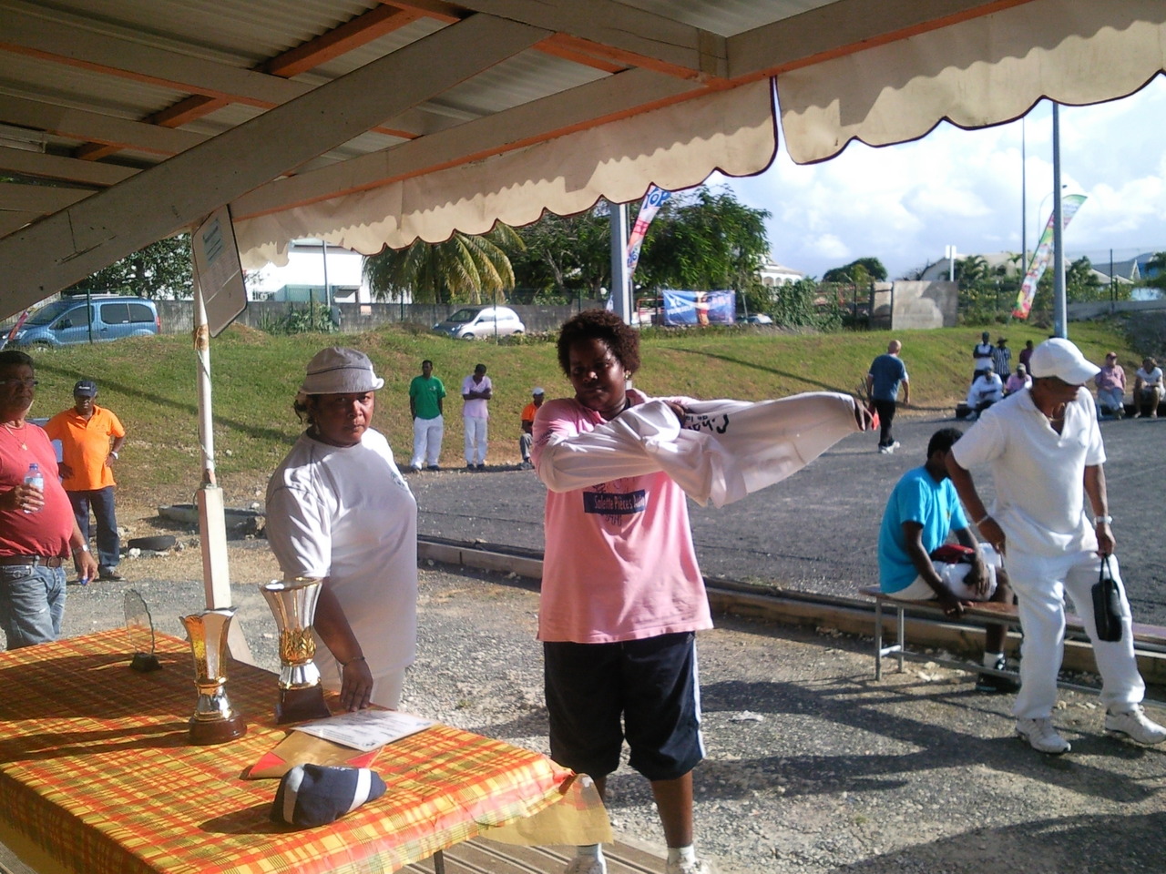 Après l'effort les honneurs Après l'effort les honneurs