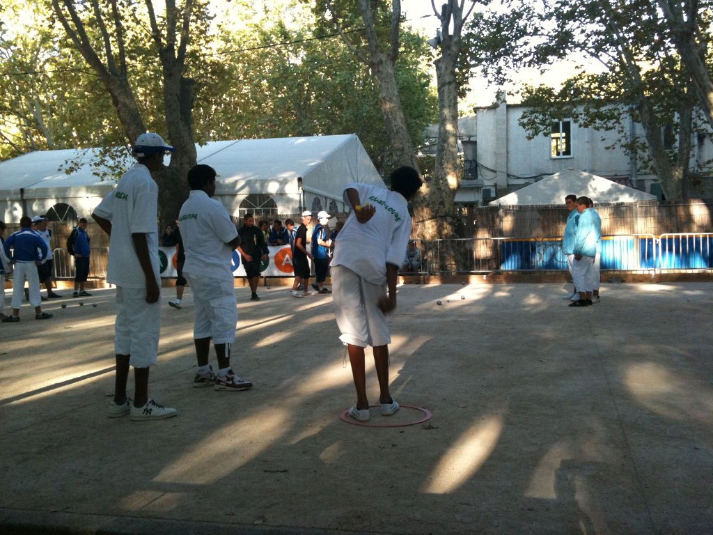 Tréma de dos en action Tréma de dos en action