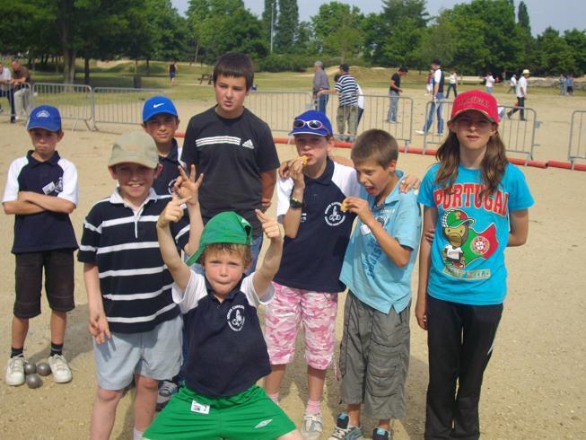 CONCOURS JEUNES DES BOULES CARRIEROISES