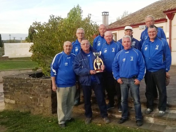 Vice-champions d'Aveyron CDC  Vétérans (1ére Division) 2015 à Montlaur