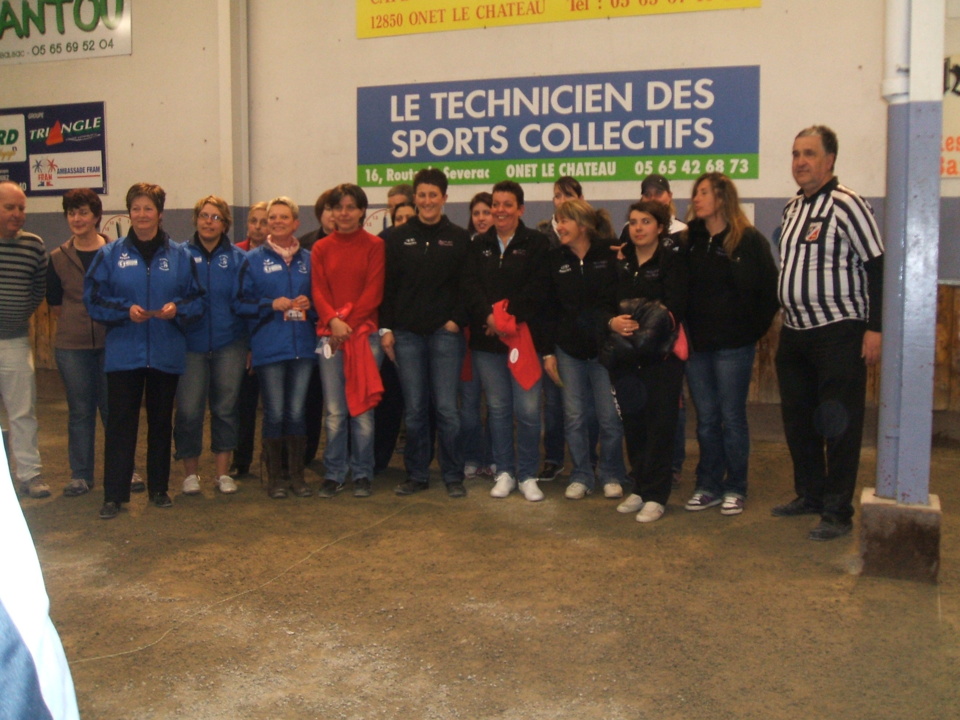 Photo des cinq première équipes de cette belle journée Photo des cinq première équipes de cette belle journée