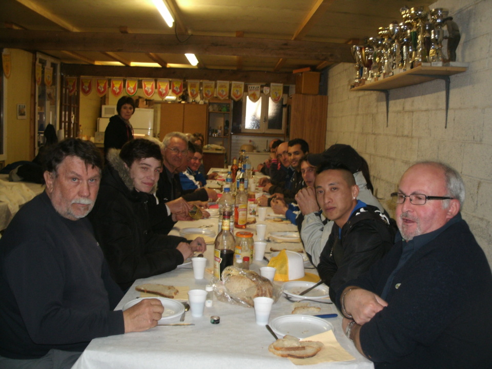 Après une dure journée un bon petit repas pour finir la soirée