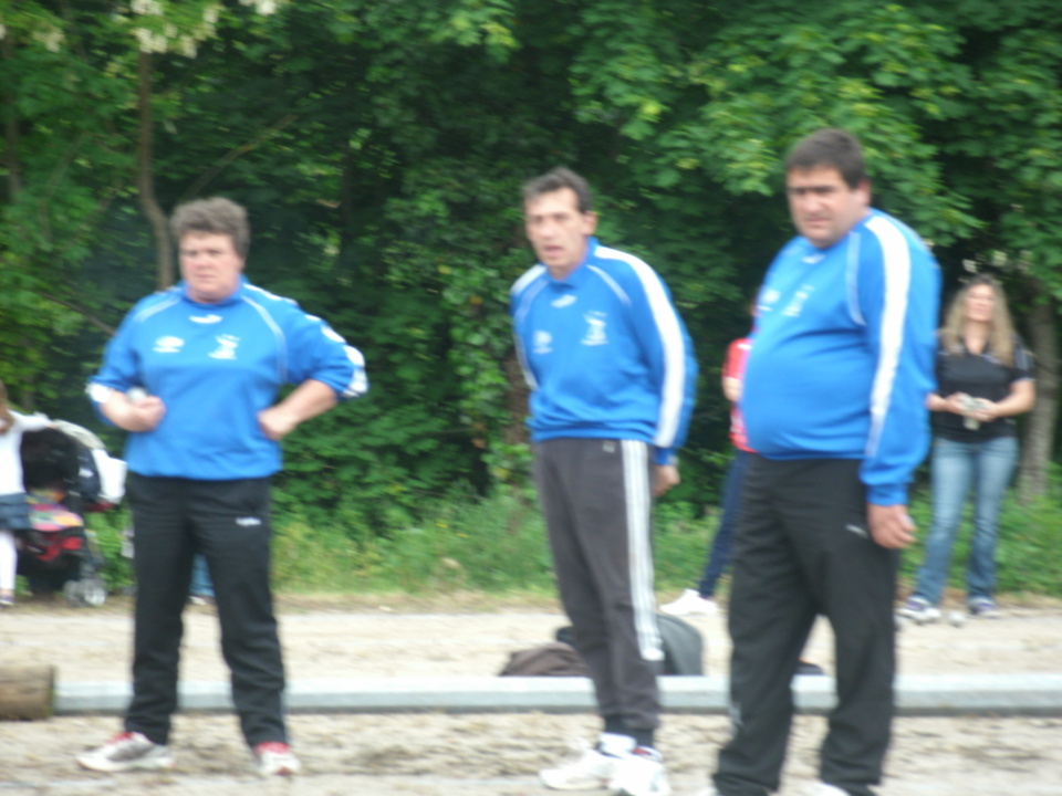 BUJNA Nathalie - FERES Thierry - COUVIGNOU Daniel ( Battue en 16eme ) BUJNA Nathalie - FERES Thierry - COUVIGNOU Daniel ( Battue en 16eme )