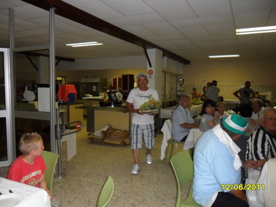 honneur au président honneur au président