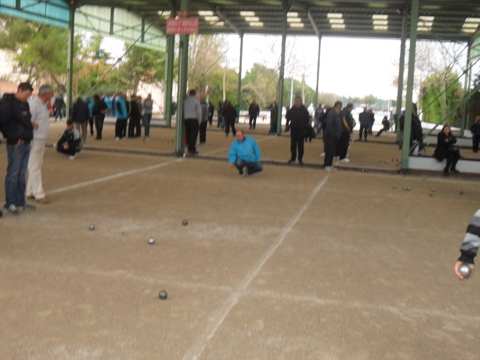 allez vinvin , on te soutient!!!!! allez vinvin , on te soutient!!!!!