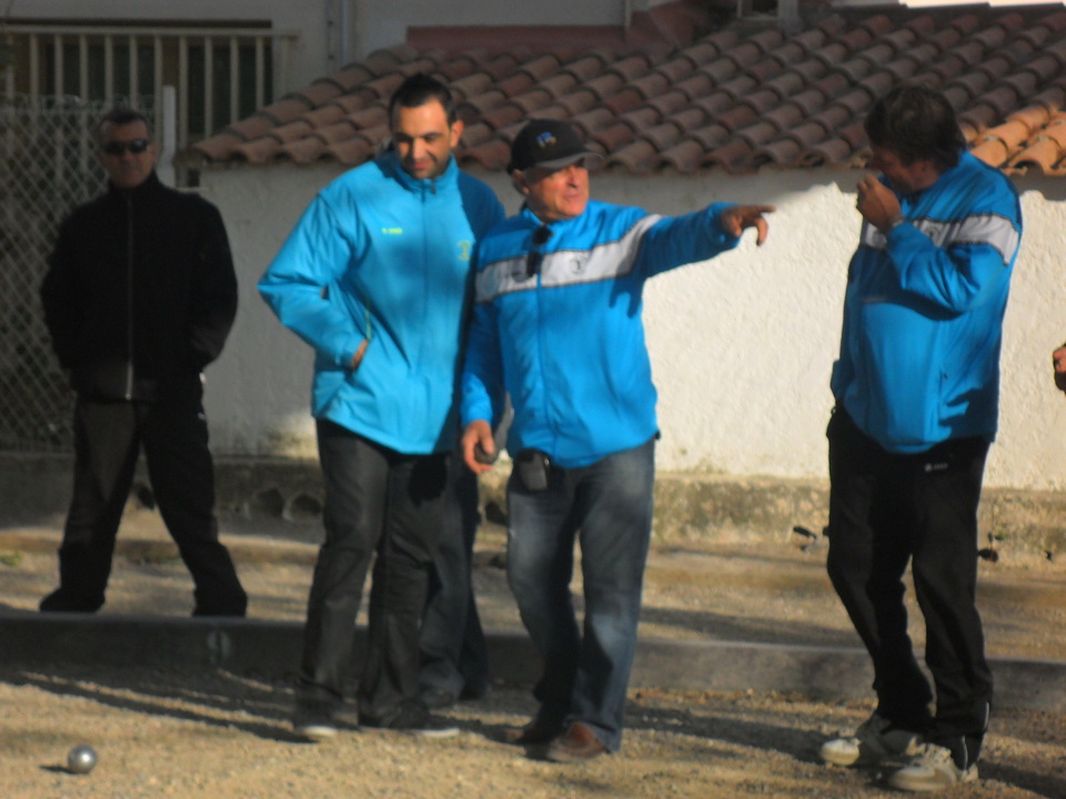 il faut tout leur dire à ces joueurs!! il faut tout leur dire à ces joueurs!!