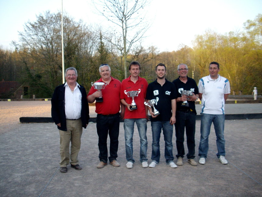 Championnat de la Nièvre Doublettes Seniors 17-18 Avril 2010