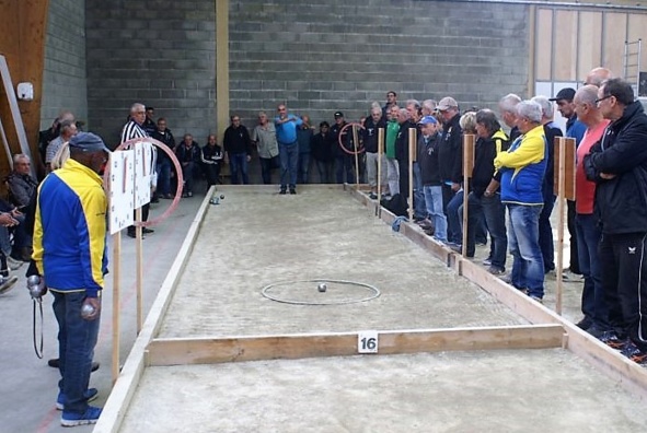 Jean-Claude Amrouche lors de la séance de tir Jean-Claude Amrouche lors de la séance de tir