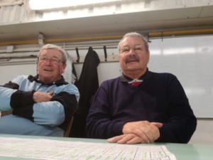 Michel et Roland à la table de marque Michel et Roland à la table de marque