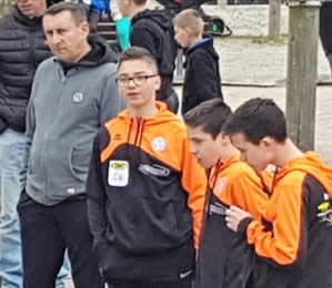 La triplette avec le coach qui reste vigilant!