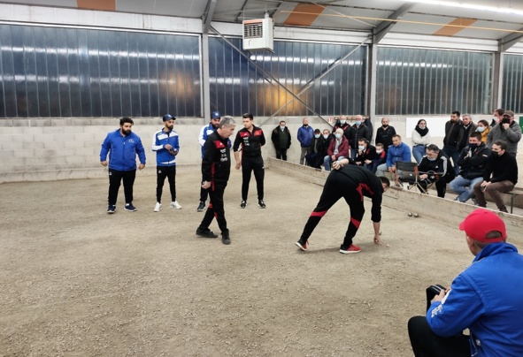 Ils se sont imposés brillamment devant un public nombreux! Ils se sont imposés brillamment devant un public nombreux!