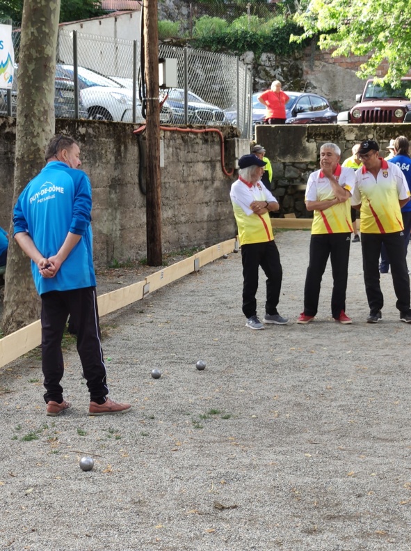 Les 1/8 contre le Puy de Dôme Les 1/8 contre le Puy de Dôme