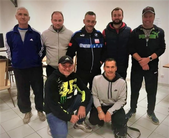 Les finalistes du concours A avec le Président Alexis Lacam Les finalistes du concours A avec le Président Alexis Lacam