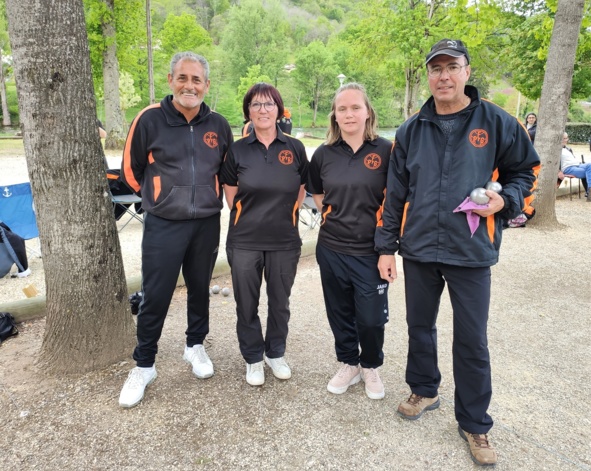 Bruno / Viviane qualifiés  contre Marion / Antoine en partie qualificative! Bruno / Viviane qualifiés  contre Marion / Antoine en partie qualificative!