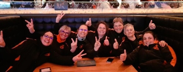 Les filles, bel esprit d'équipe ! Les filles, bel esprit d'équipe !