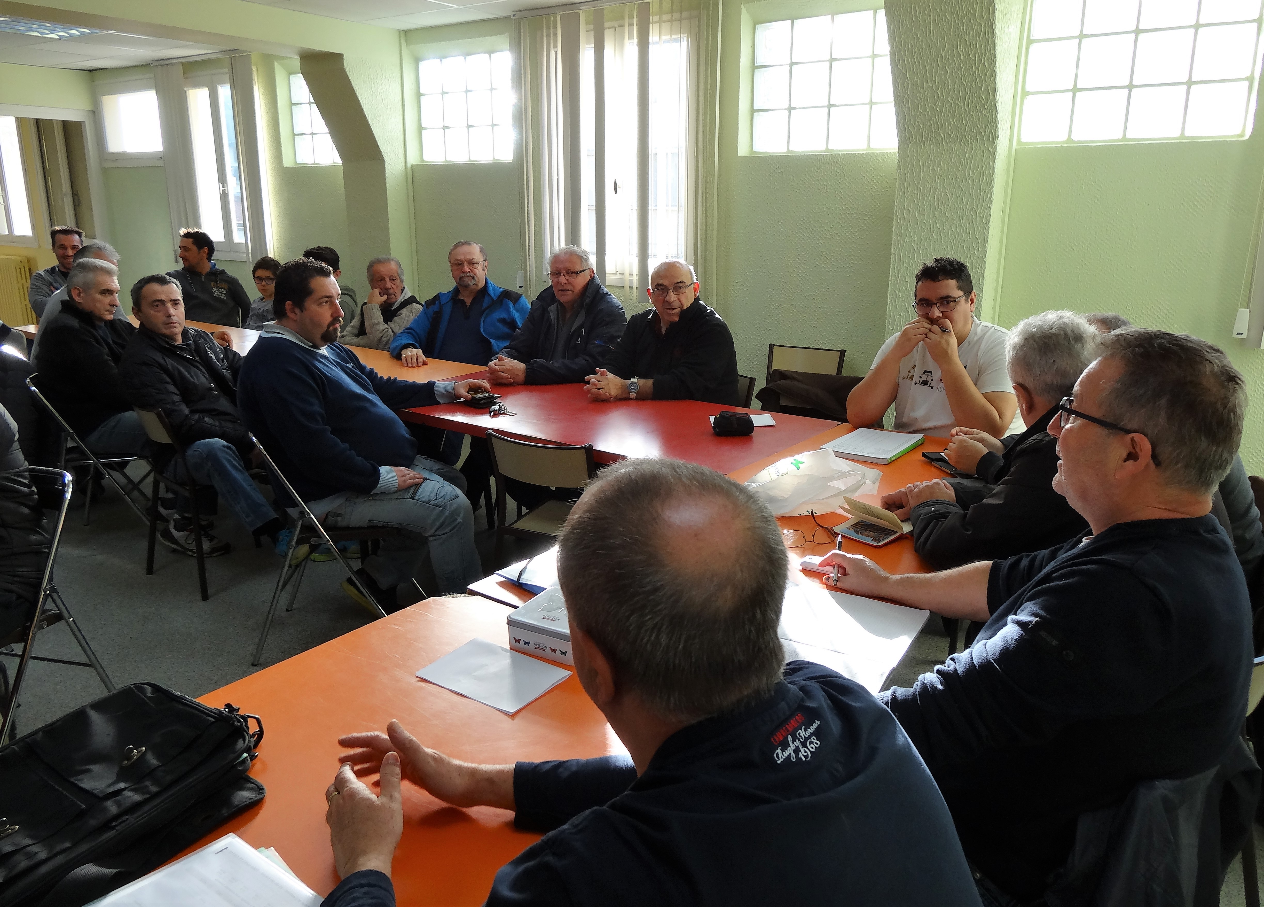 Compte rendu de la Réunion du 13 Janvier Compte rendu de la Réunion du 13 Janvier