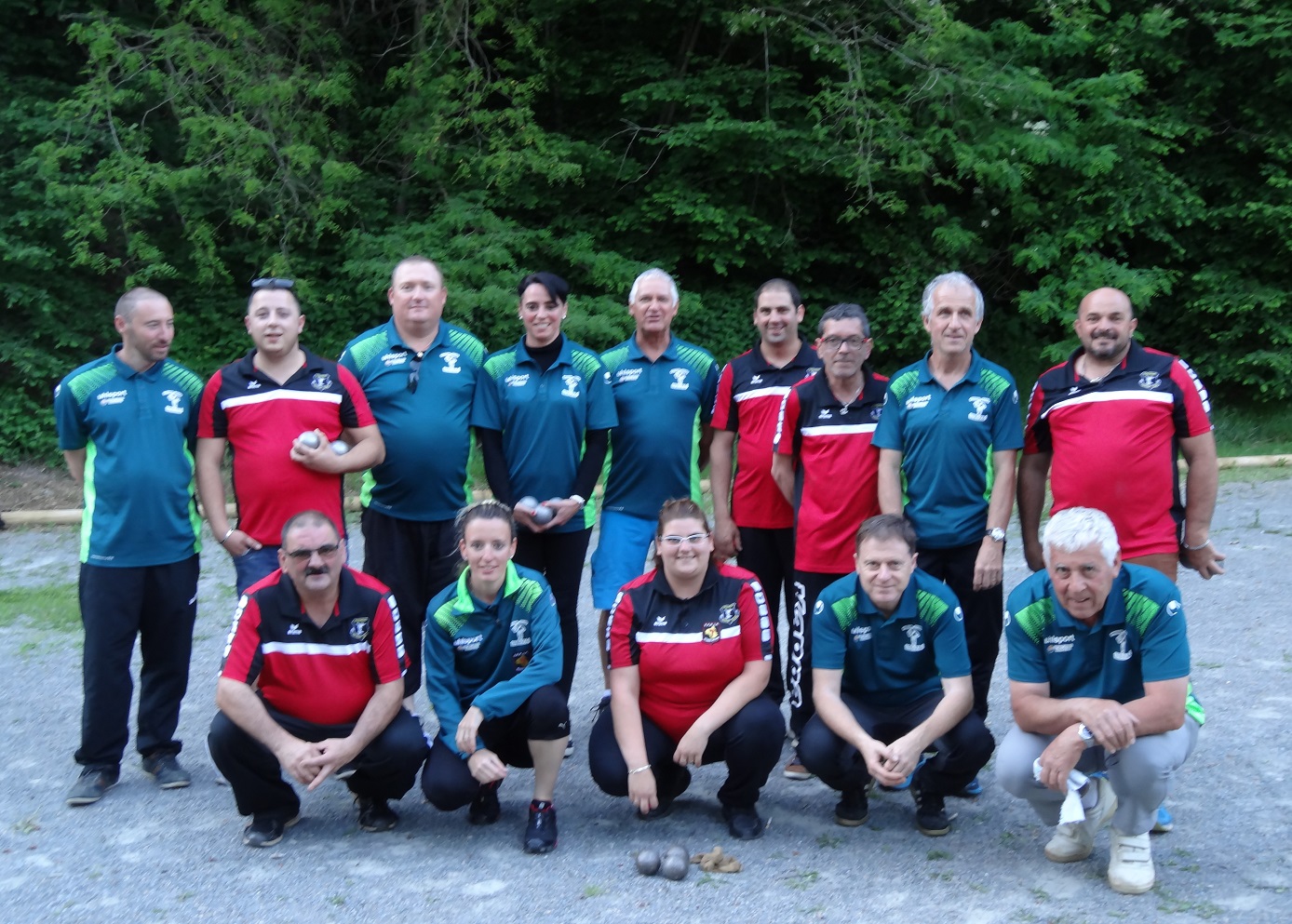 Belle prestation des deux équipes Belle prestation des deux équipes