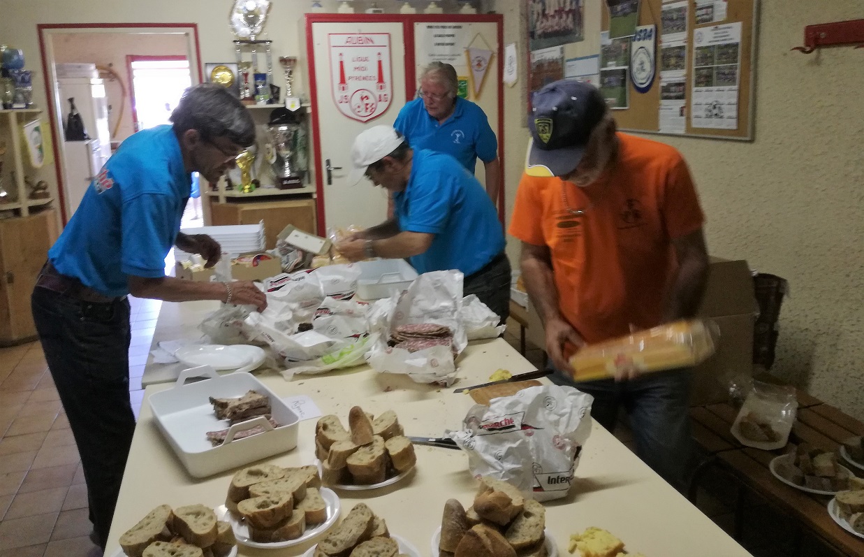 Merci à Michel, Didier, Christian et tous les autres pour la préparation du lunch