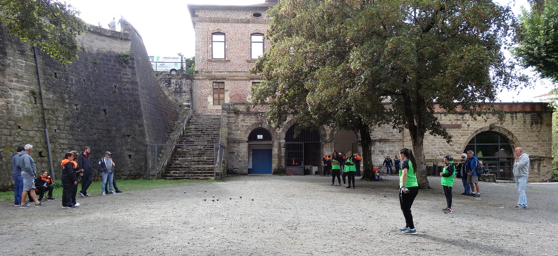 Belle partie en doublette avec Ingrid et Manula Belle partie en doublette avec Ingrid et Manula