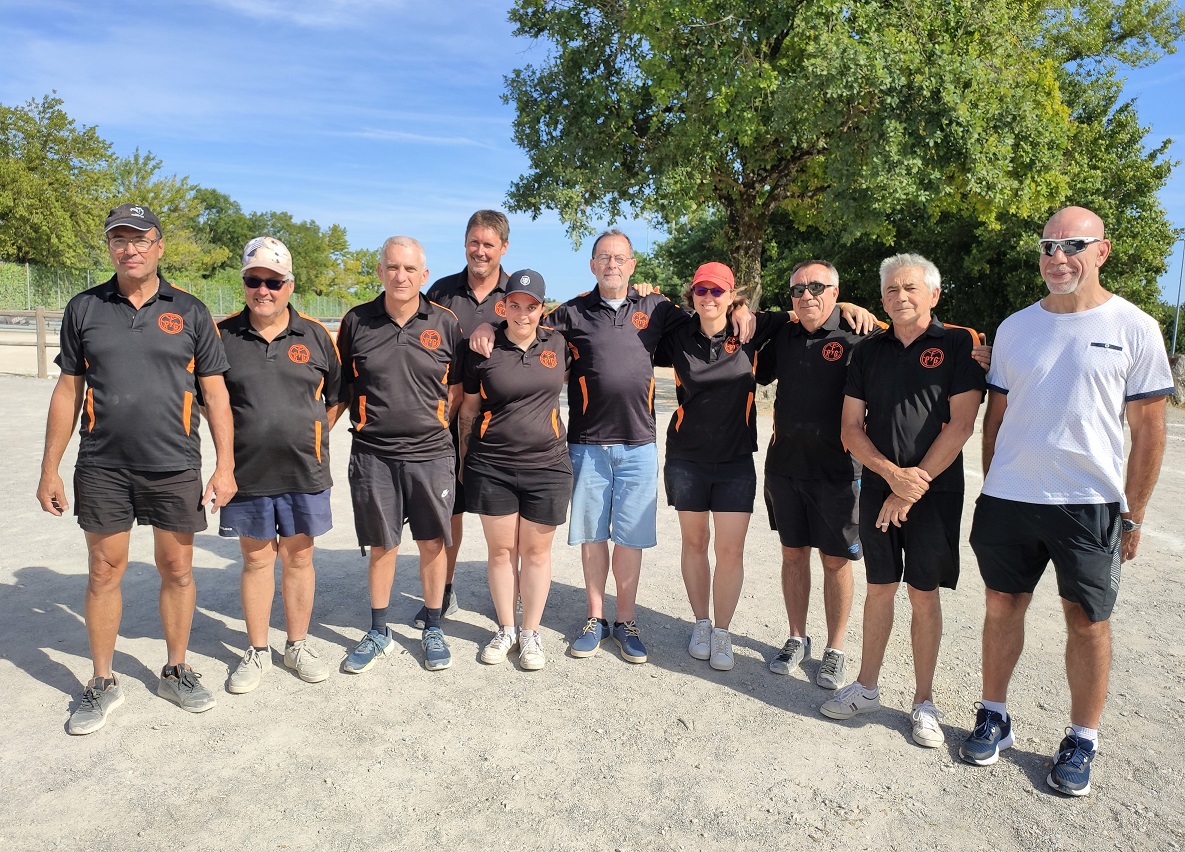 La FPG de G à Dt : Antoine, Didier, Patrice, Fred, Léa, Tony, Cindy, Jean-Marc, Michel et Maxou !