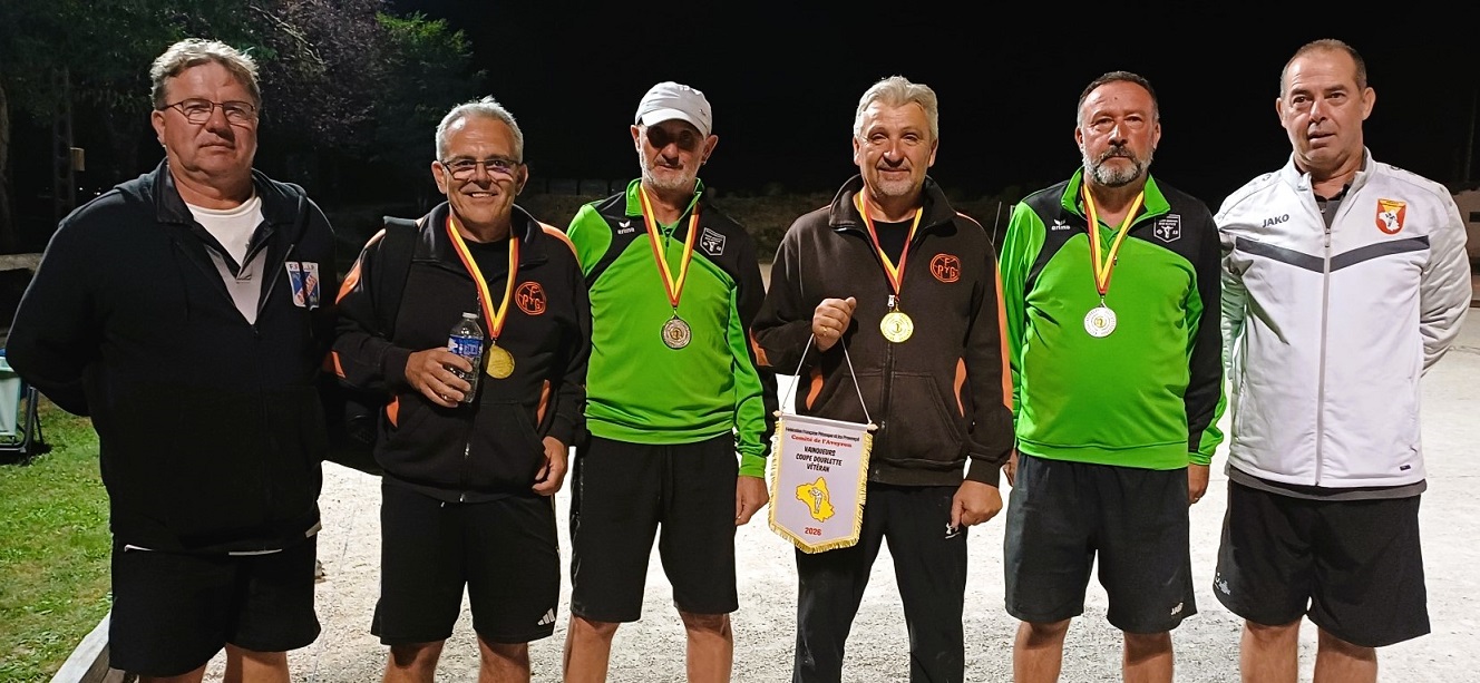 Les finalistes avec le titre pour la FPG Les finalistes avec le titre pour la FPG