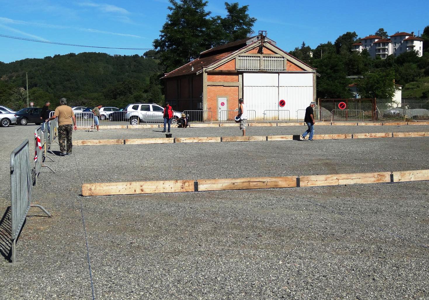 Bon travail des bénévoles Bon travail des bénévoles