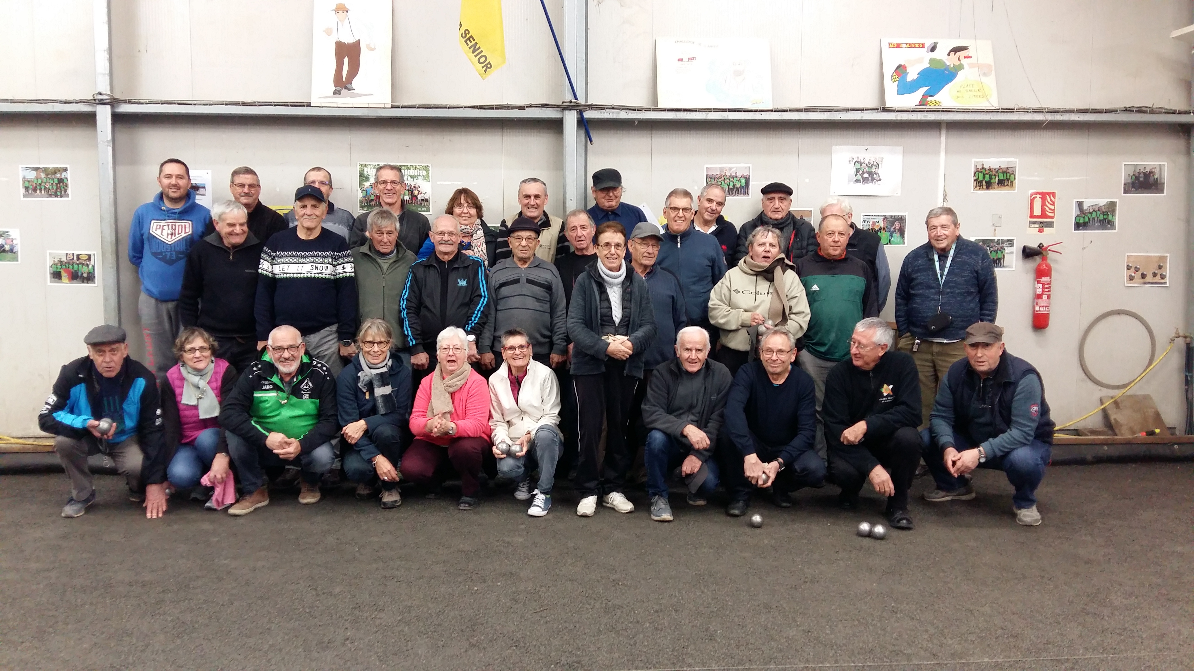 Papy's Pétanqueurs Primaubois Papy's Pétanqueurs Primaubois