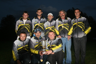 la victoire est acquise, la nuit tombe, que la fête commence la victoire est acquise, la nuit tombe, que la fête commence