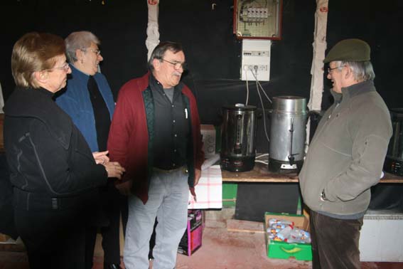 toute leur vie, ils tailleront la bavette devant la machine à café toute leur vie, ils tailleront la bavette devant la machine à café