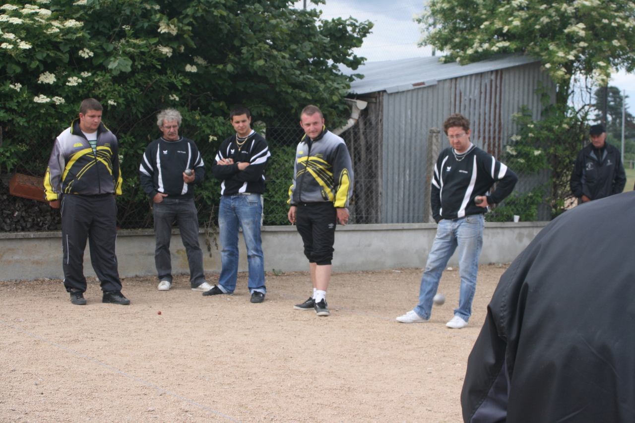 championnat triplette 2011 Néris les bains championnat triplette 2011 Néris les bains