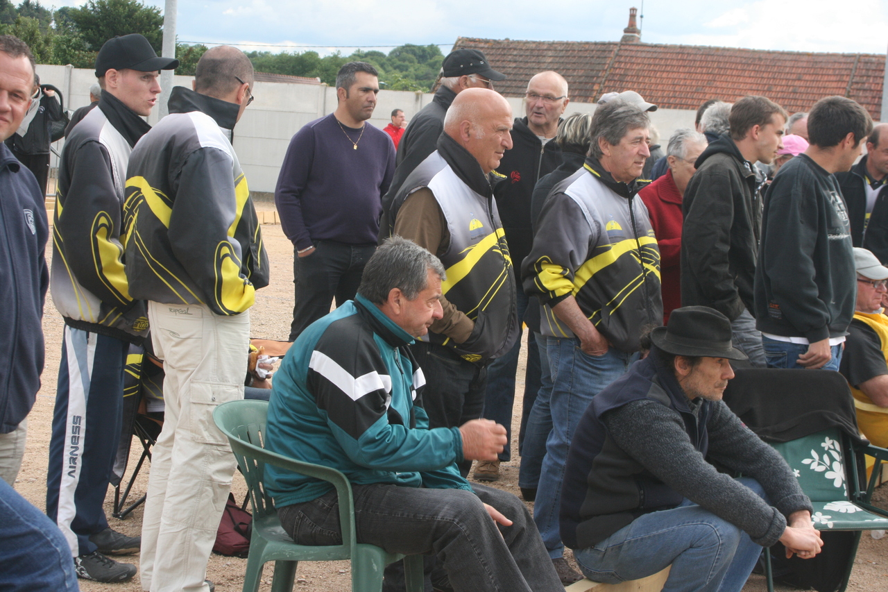 championnat triplette 2011 Néris les bains championnat triplette 2011 Néris les bains