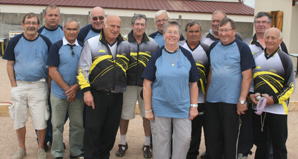 vétérans A et Neuvy le 9 juin 2011 vétérans A et Neuvy le 9 juin 2011